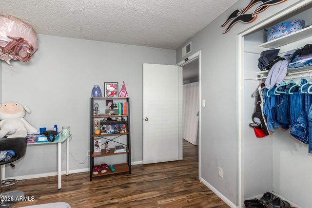 2925 W LAMAR Road, Phoenix, AZ 85017