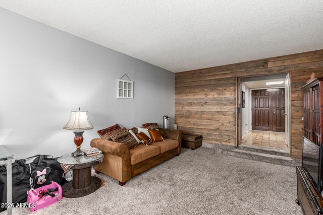 2925 W LAMAR Road, Phoenix, AZ 85017