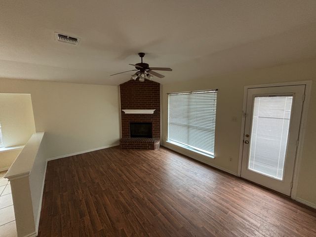 3408 Saint Vincent Road, Fort Worth, TX 76123