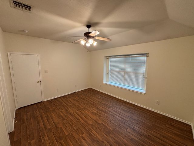 3408 Saint Vincent Road, Fort Worth, TX 76123