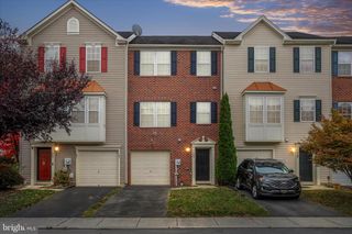 15 TIDEWATER TER, Falling Waters, WV 25419