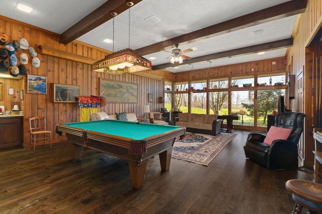 2009 Fm 950, Eagle Lake, TX 77434