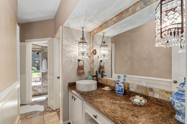 2009 Fm 950, Eagle Lake, TX 77434