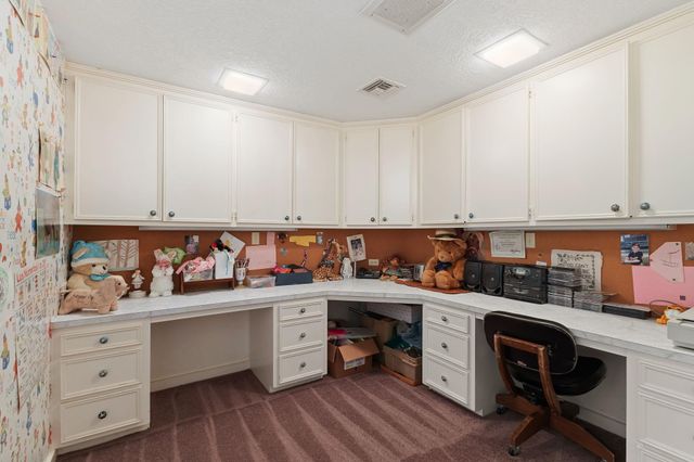 2009 Fm 950, Eagle Lake, TX 77434