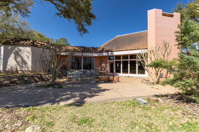 2009 Fm 950, Eagle Lake, TX 77434