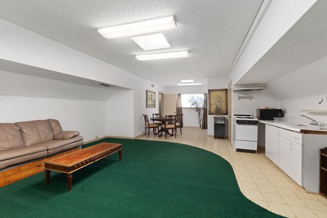 2009 Fm 950, Eagle Lake, TX 77434