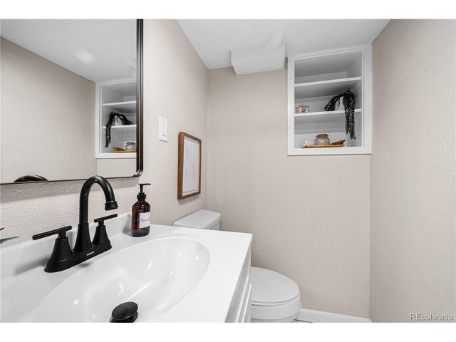 324 W Grant Ave, Pueblo, CO 81004