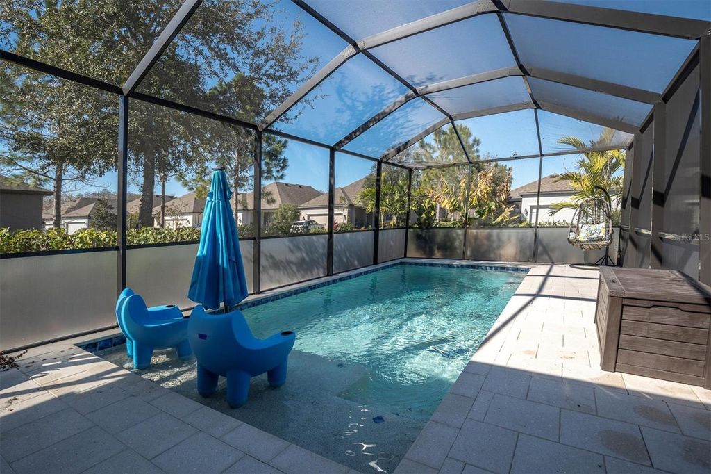 Image 14 of property listing at 3833 VILLAMORE LANE, Odessa, FL 33556