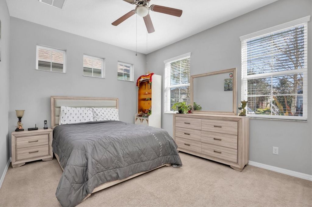 Image 28 of property listing at 3833 VILLAMORE LANE, Odessa, FL 33556