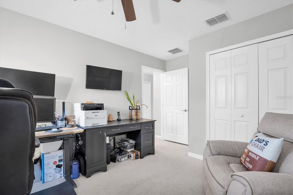 Image 39 of property listing at 3833 VILLAMORE LANE, Odessa, FL 33556