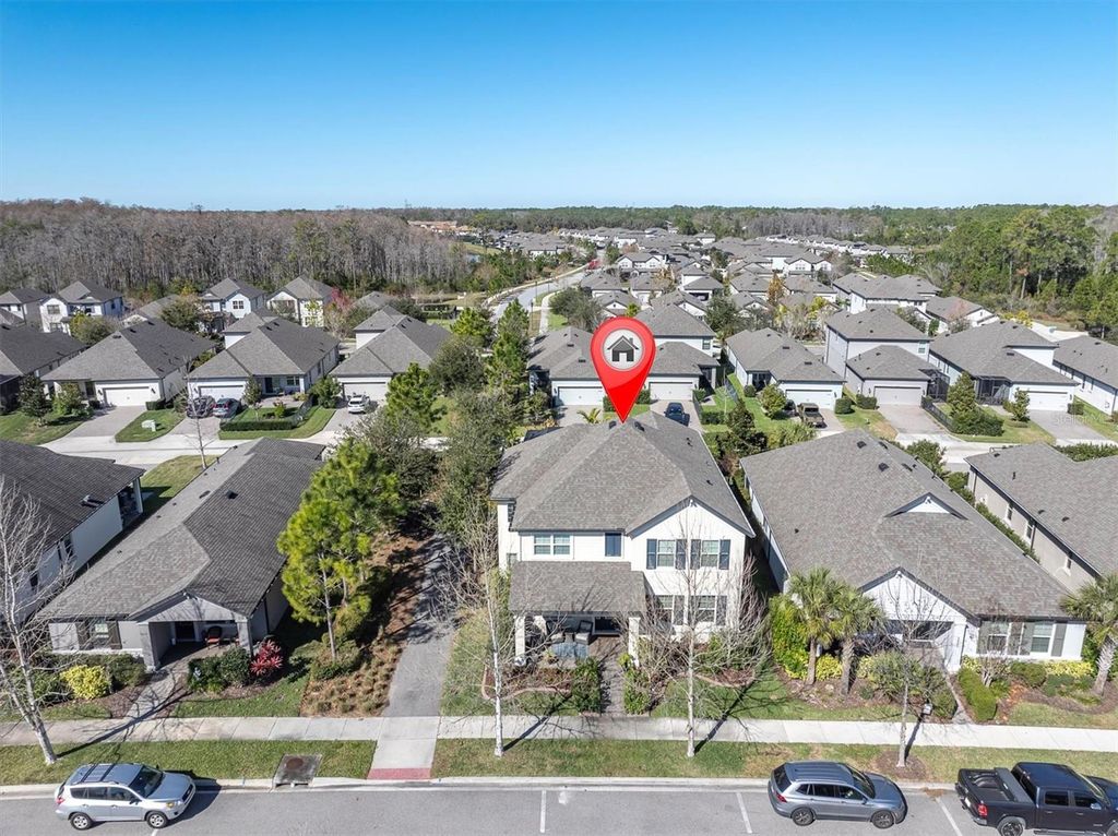 Image 47 of property listing at 3833 VILLAMORE LANE, Odessa, FL 33556