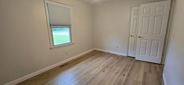 2782 W Swan Street, Springfield, MO 65807