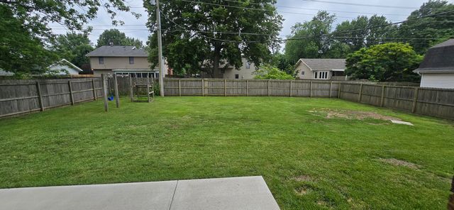 2782 W Swan Street, Springfield, MO 65807