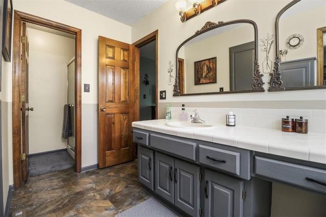 3705 S Marion Court, Independence, MO 64055