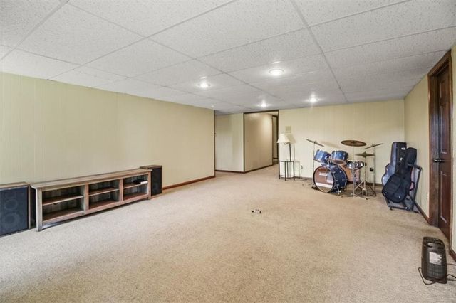 3705 S Marion Court, Independence, MO 64055