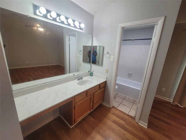 22715 Braken Manor Lane, Katy, TX 77449