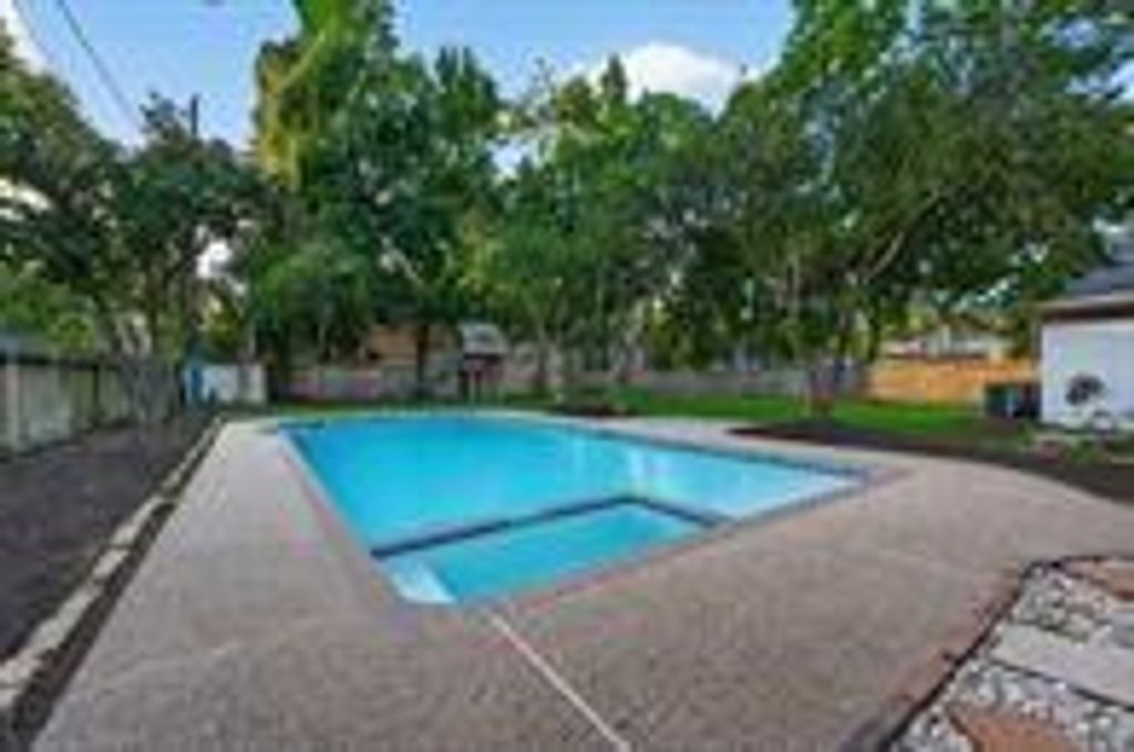 11723 Quail Creek Drive, Houston, TX 77070