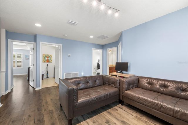 1565 FEATHER GRASS LOOP, Lutz, FL 33558