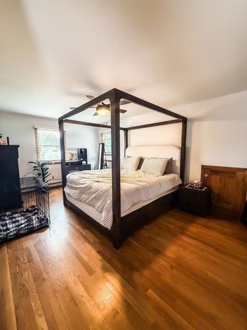 37 Rhode Island Ave, Dartmouth, MA 02747