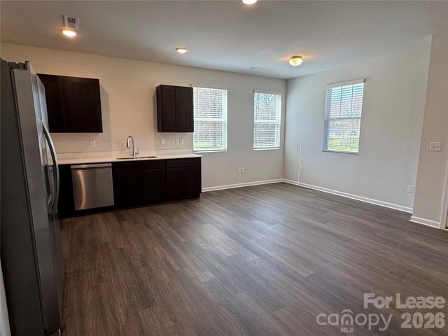 106 Titanium Drive, Statesville, NC 28625
