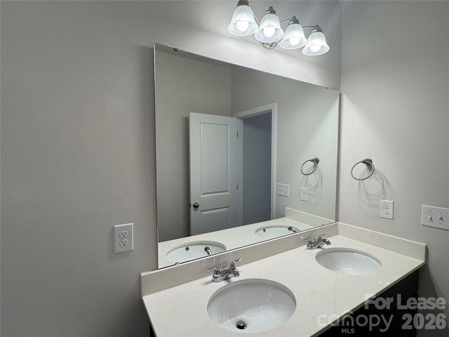 106 Titanium Drive, Statesville, NC 28625