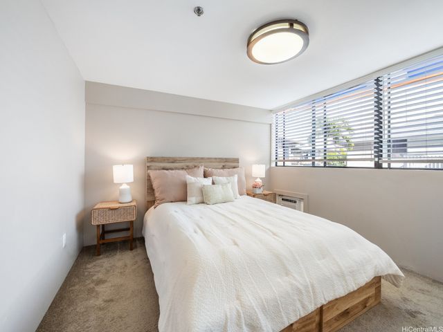 2860 Waialae Avenue 115, Honolulu, HI 96826