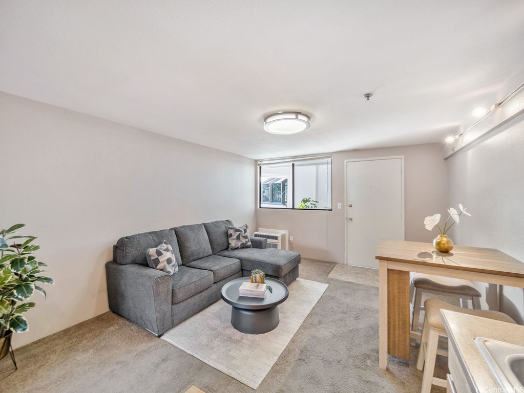 2860 Waialae Avenue 115, Honolulu, HI 96826