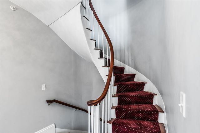 81 Forest St 81, Medford, MA 02155