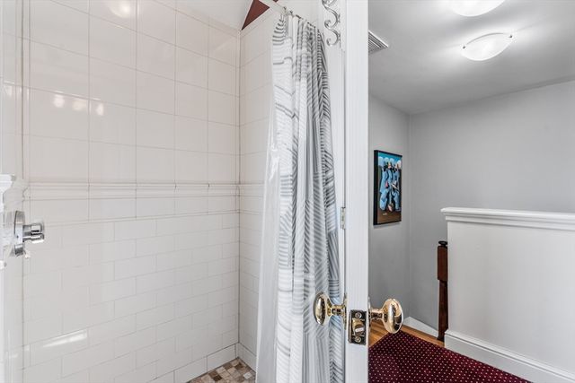 81 Forest St 81, Medford, MA 02155