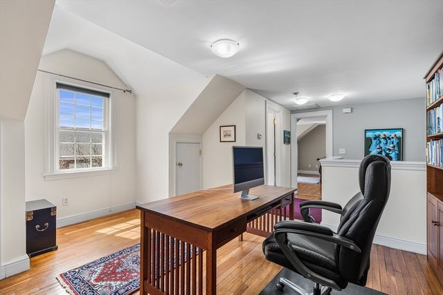 81 Forest St 81, Medford, MA 02155