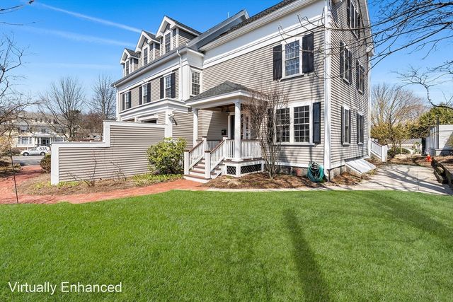81 Forest St 81, Medford, MA 02155
