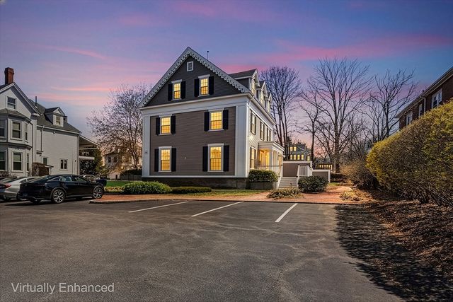 81 Forest St 81, Medford, MA 02155