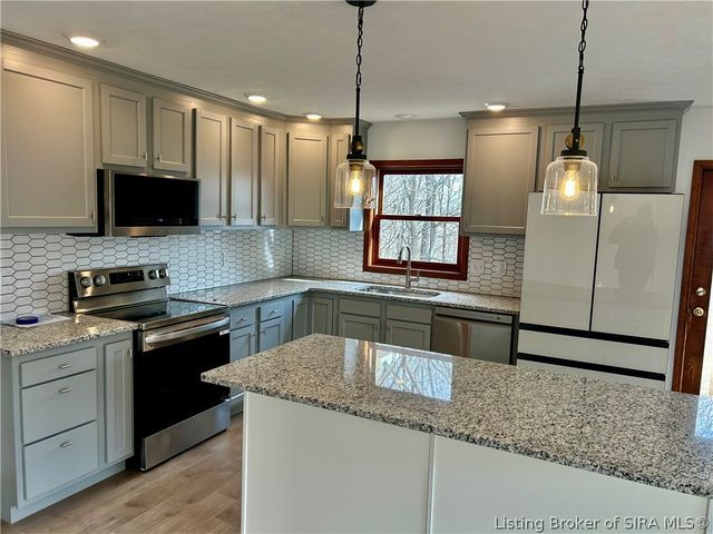2336 N Luther Road, Georgetown, IN 47122