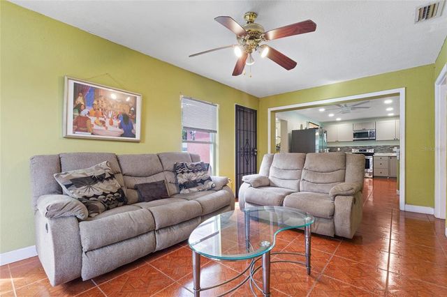 1607 LAKE LORINE DRIVE, Orlando, FL 32808