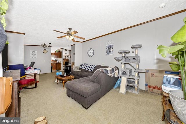 122 PAULS PL, Falling Waters, WV 25419