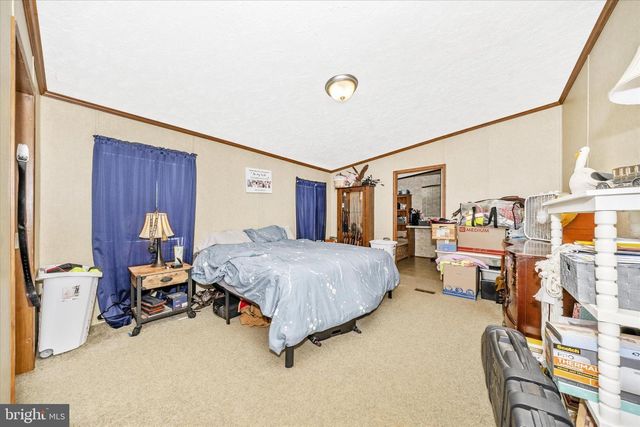 122 PAULS PL, Falling Waters, WV 25419