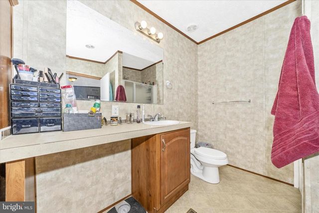 122 PAULS PL, Falling Waters, WV 25419