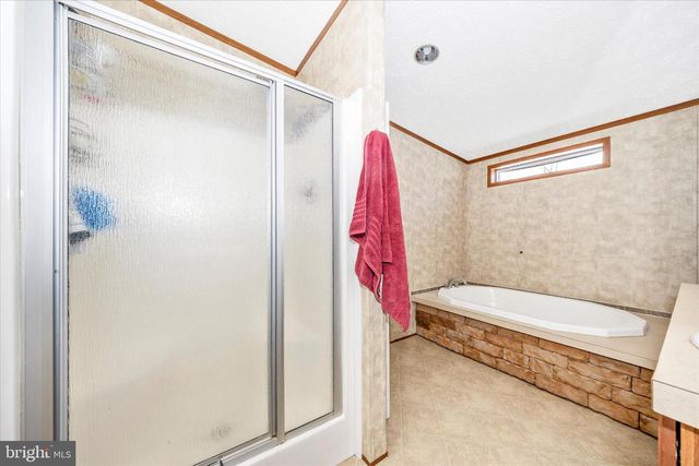 122 PAULS PL, Falling Waters, WV 25419