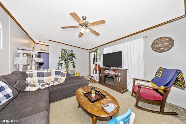 122 PAULS PL, Falling Waters, WV 25419