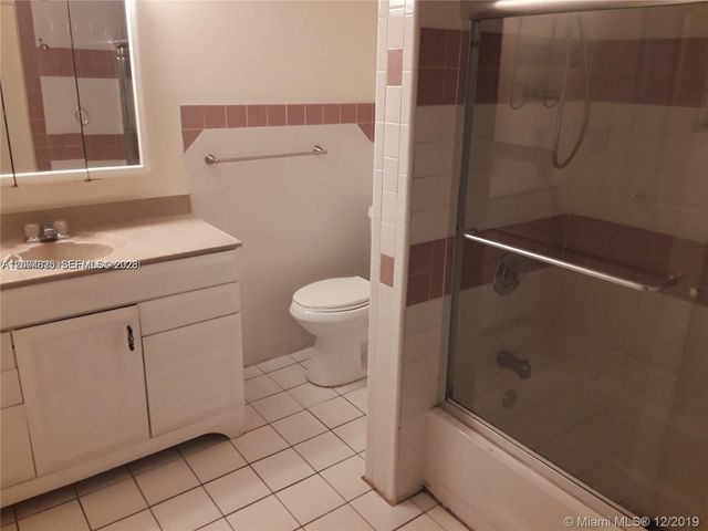 1934 Rodman St REAR UNIT, Hollywood, FL 33020