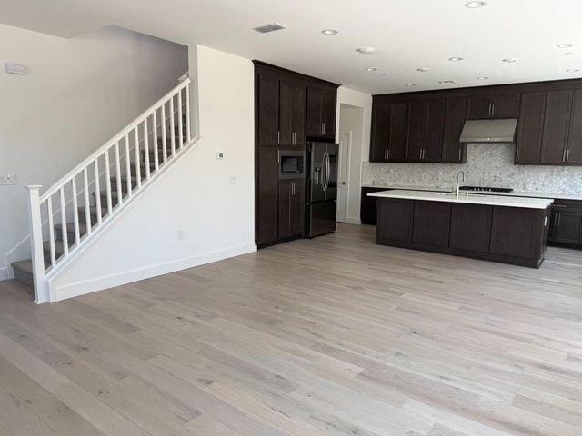 96 E Frost Drive, Tracy, CA 95391