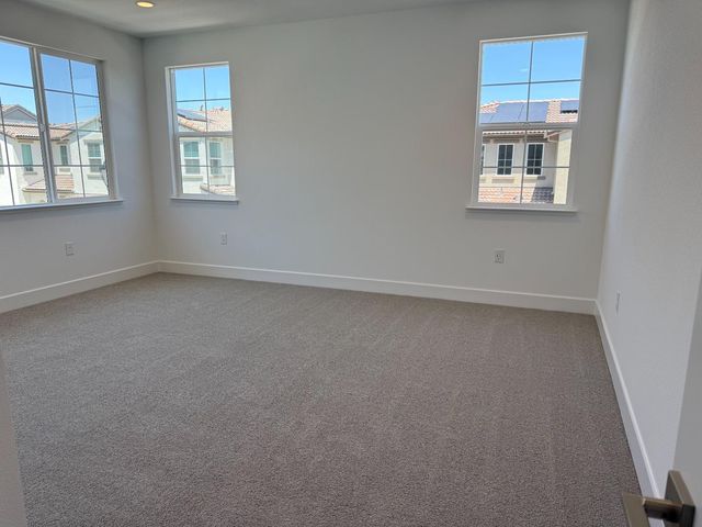 96 E Frost Drive, Tracy, CA 95391