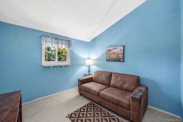 3 Cedar Crest Drive, Dix Hills, NY 11746