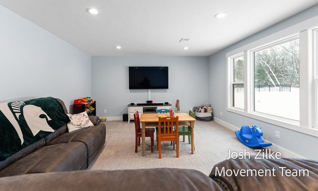 6027 Vesper Drive, Egelston Twp, MI 49442