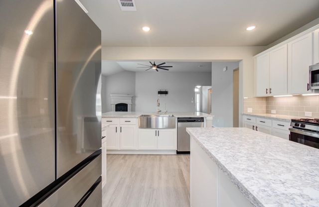 4603 Bay Vista Drive, Baytown, TX 77523