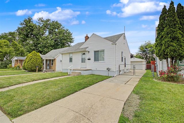 17727 Lowell Street, Roseville, MI 48066