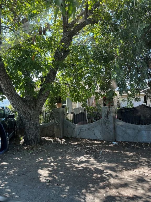 12798 6th, Yucaipa, CA 92399