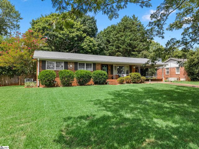 227 Ferndale Drive, Boiling Springs, SC 29316