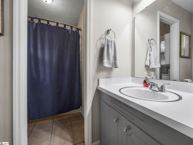 227 Ferndale Drive, Boiling Springs, SC 29316