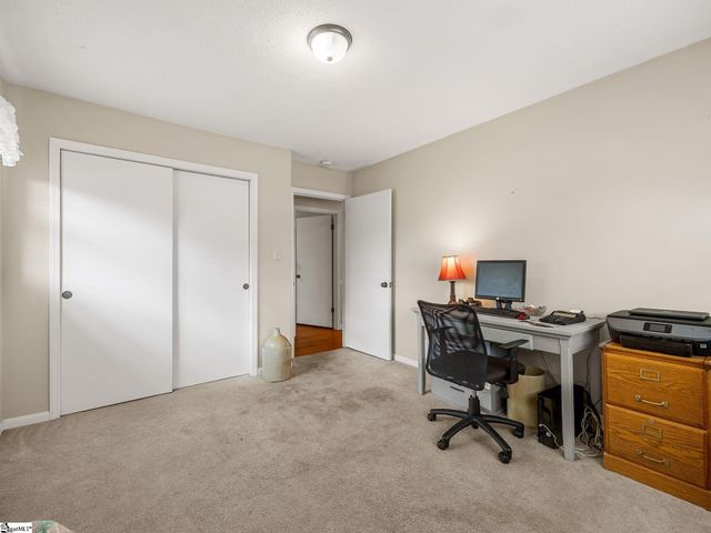 227 Ferndale Drive, Boiling Springs, SC 29316
